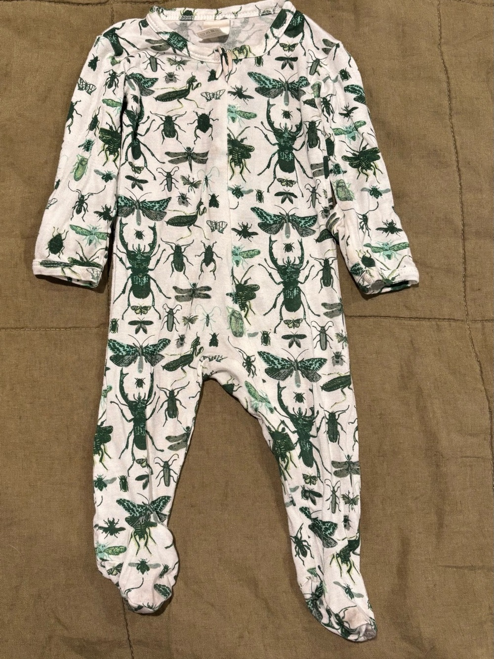 Kate Quinn White and Green Insect-Print Modal Sleeper 0-3m